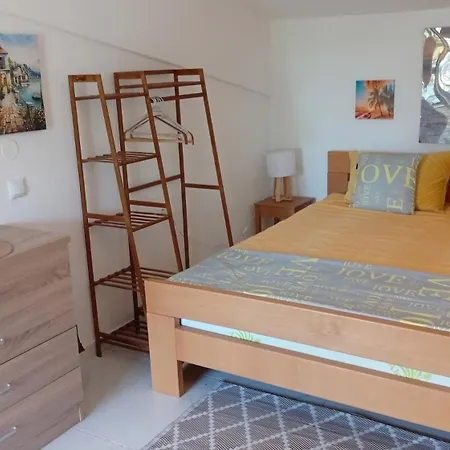 Nautica Vanilla Deluxe Maisonette 3